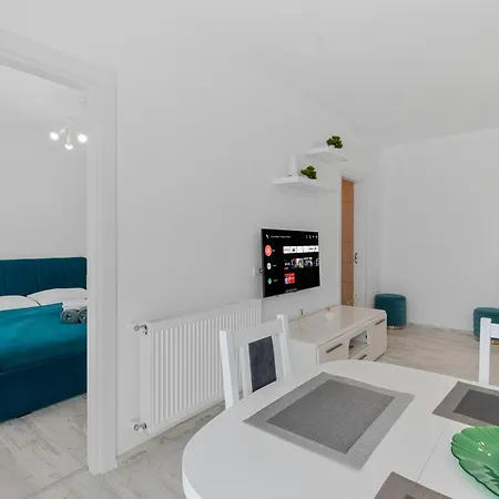 New World Militari Grand 2 Apartment