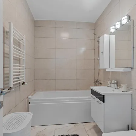 Apartament New World Militari Grand 2 *