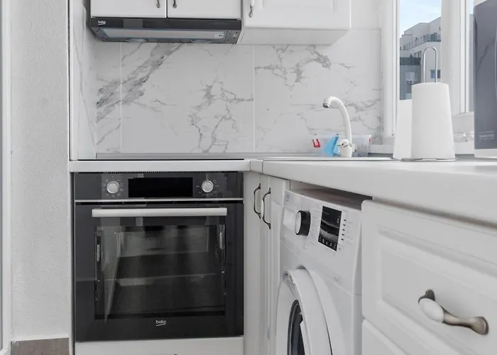 New World Militari Grand 2 Daire Bükreş