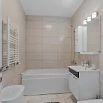 Apartment New World Militari Grand 2 *