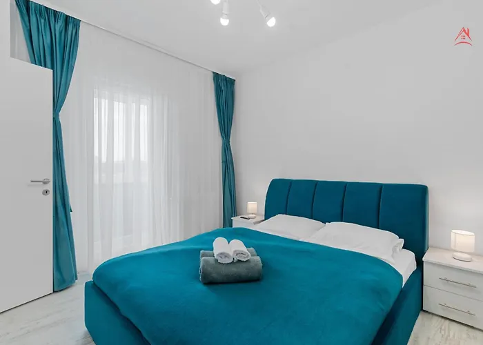 Apartment New World Militari Grand 2 *